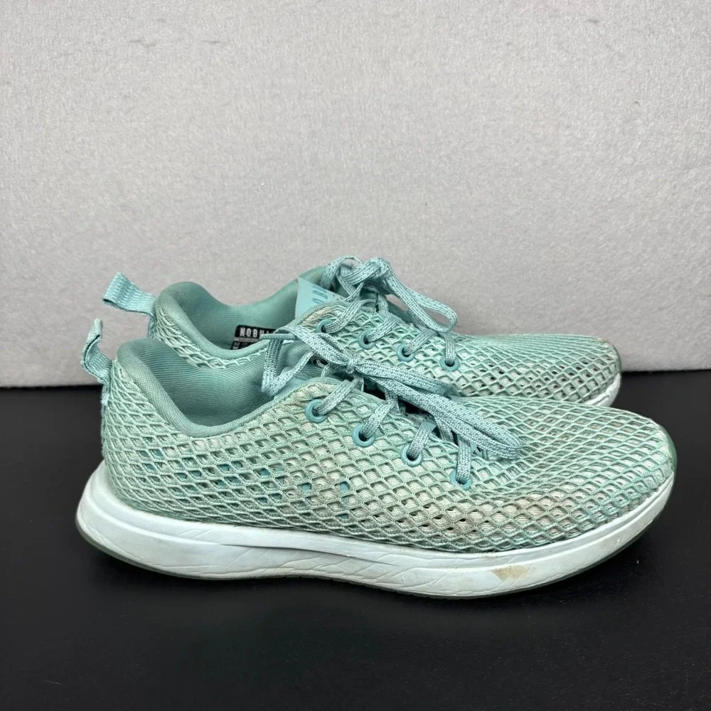 NOBULL Mesh Runner Mint Green Womens Cross Training Shoes Sneakers Size 9